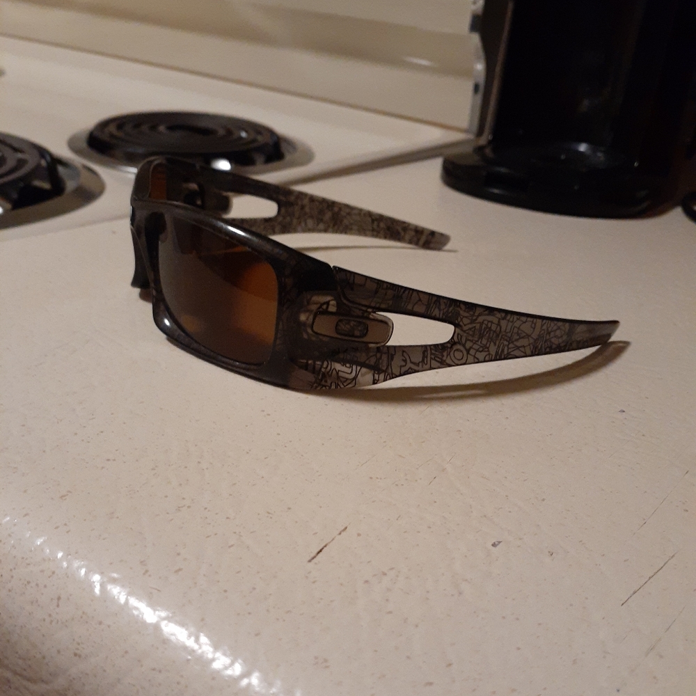 Oakley sun glasses